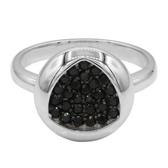 Bague en argent et Spinelle noir