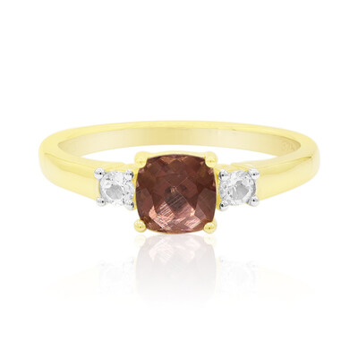 Bague en or et Apatite rouge