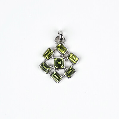 Pendentif en argent et Péridot