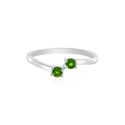 Bague en argent et Diopside de Russie