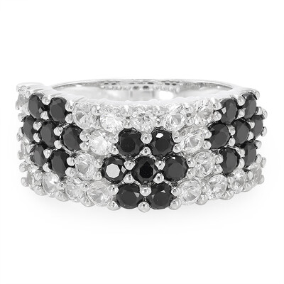 Bague en argent et Spinelle noir
