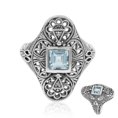 Bague en argent et Topaze bleu ciel