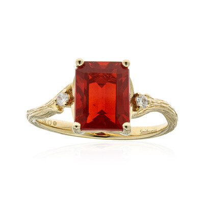 Bague en or et Opale de Feu du Mexique (Smithsonian)