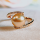 Bague en or et Perle de culture d'eau douce dorée  (CIRARI)