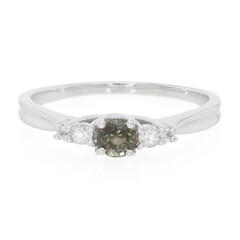 Bague en argent et Saphir à couleur changeante non chauffé