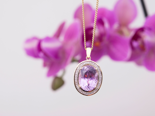 Collier or Kunzite