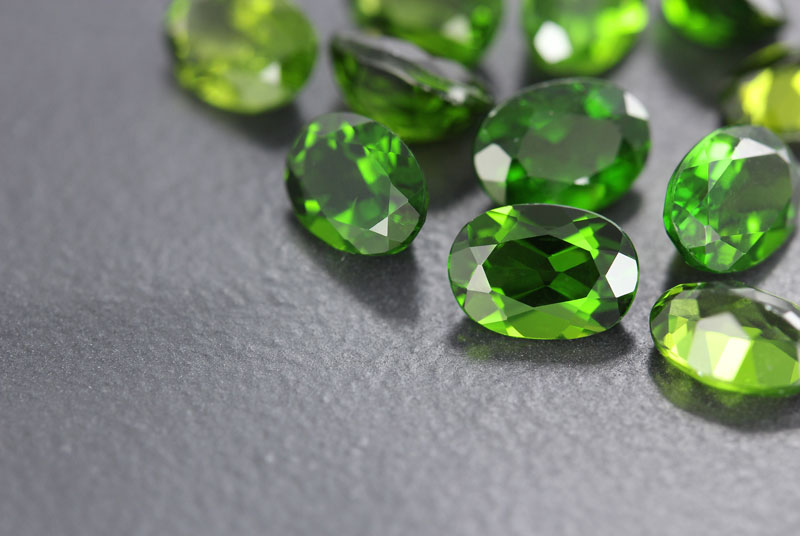 Diopside | Pierres fines et précieuses de A à Z avec Juwelo