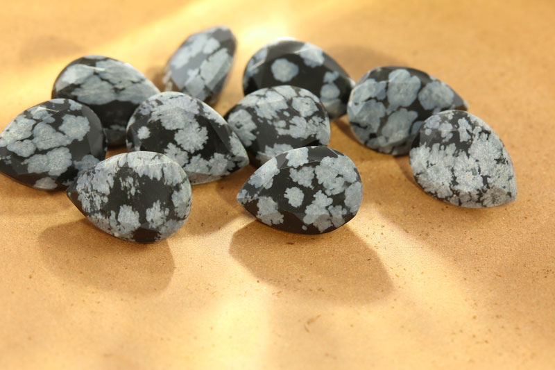 Obsidienne | Formation, couleur et composition de l'Obsidienne